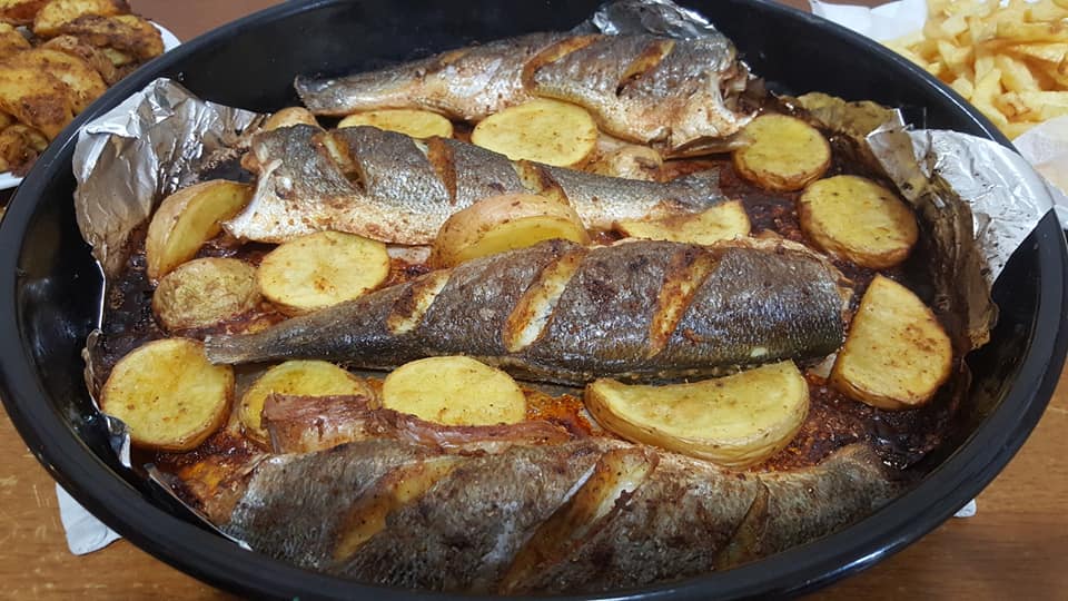 صورة وصفة سمك بالفرن و بطاط ودجز 