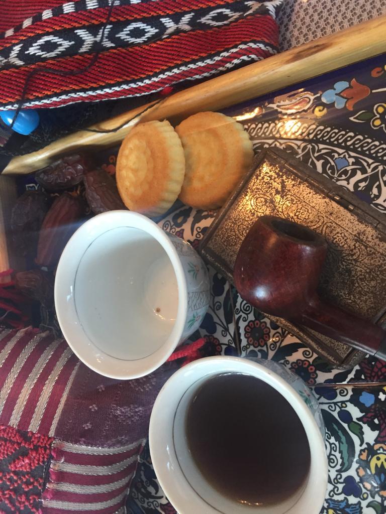 القهوه الساده العربيه